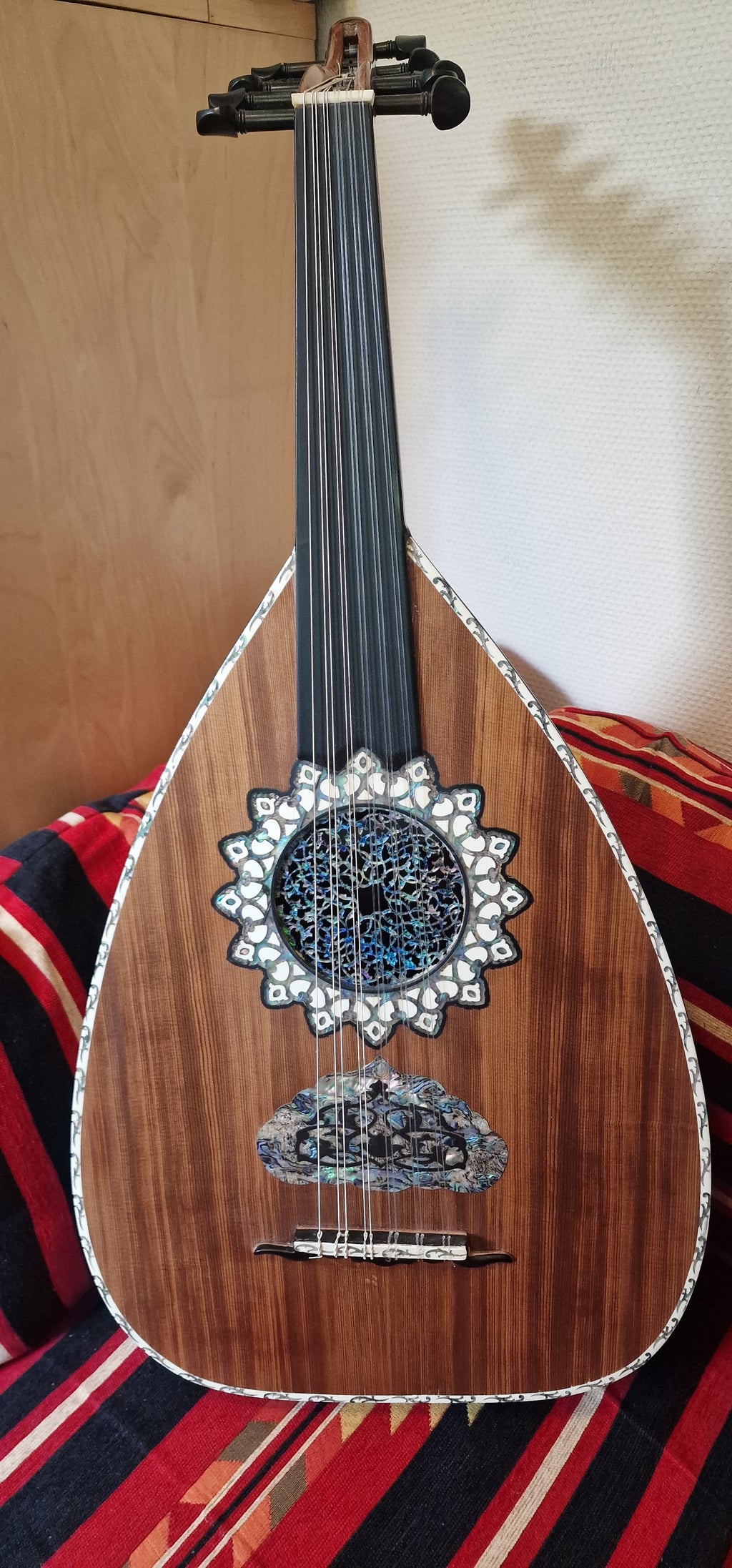 Beautiful handmade Oud with Cedar wood