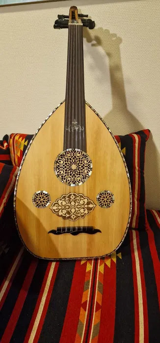 Oud Omar Azouz